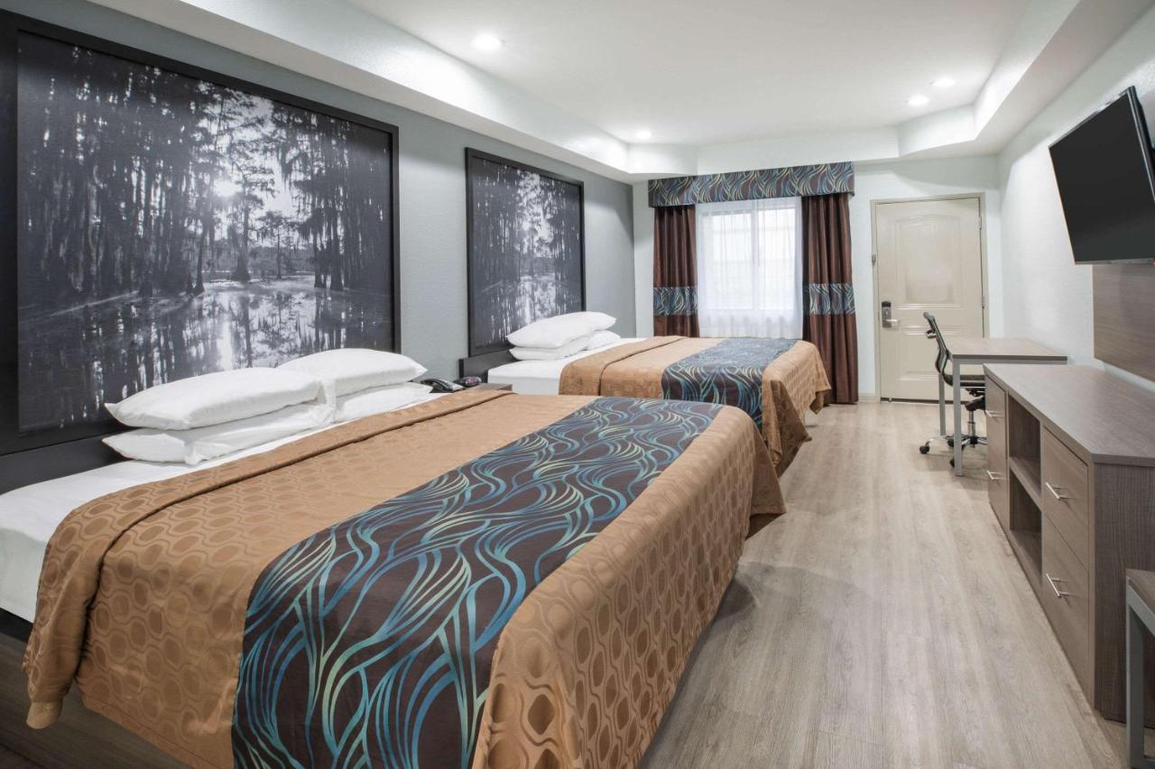 ซูเปอร์ 8 บาย วินด์แฮม ฮัมเบิล/ฮุสตัน Hotel ภายนอก รูปภาพ